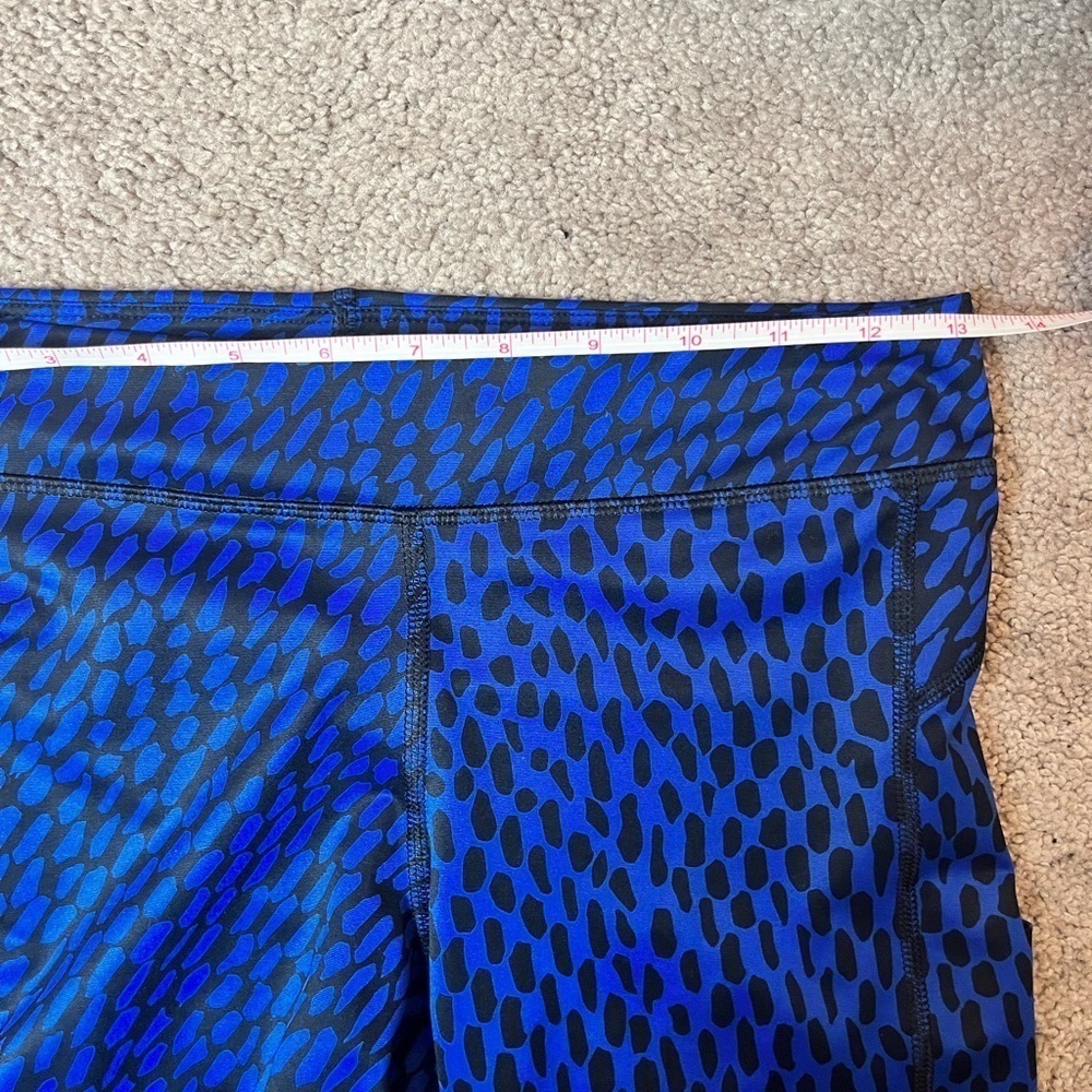 Under Armour Blue Athletic Capri Leggings Small - Picture 5 of 5